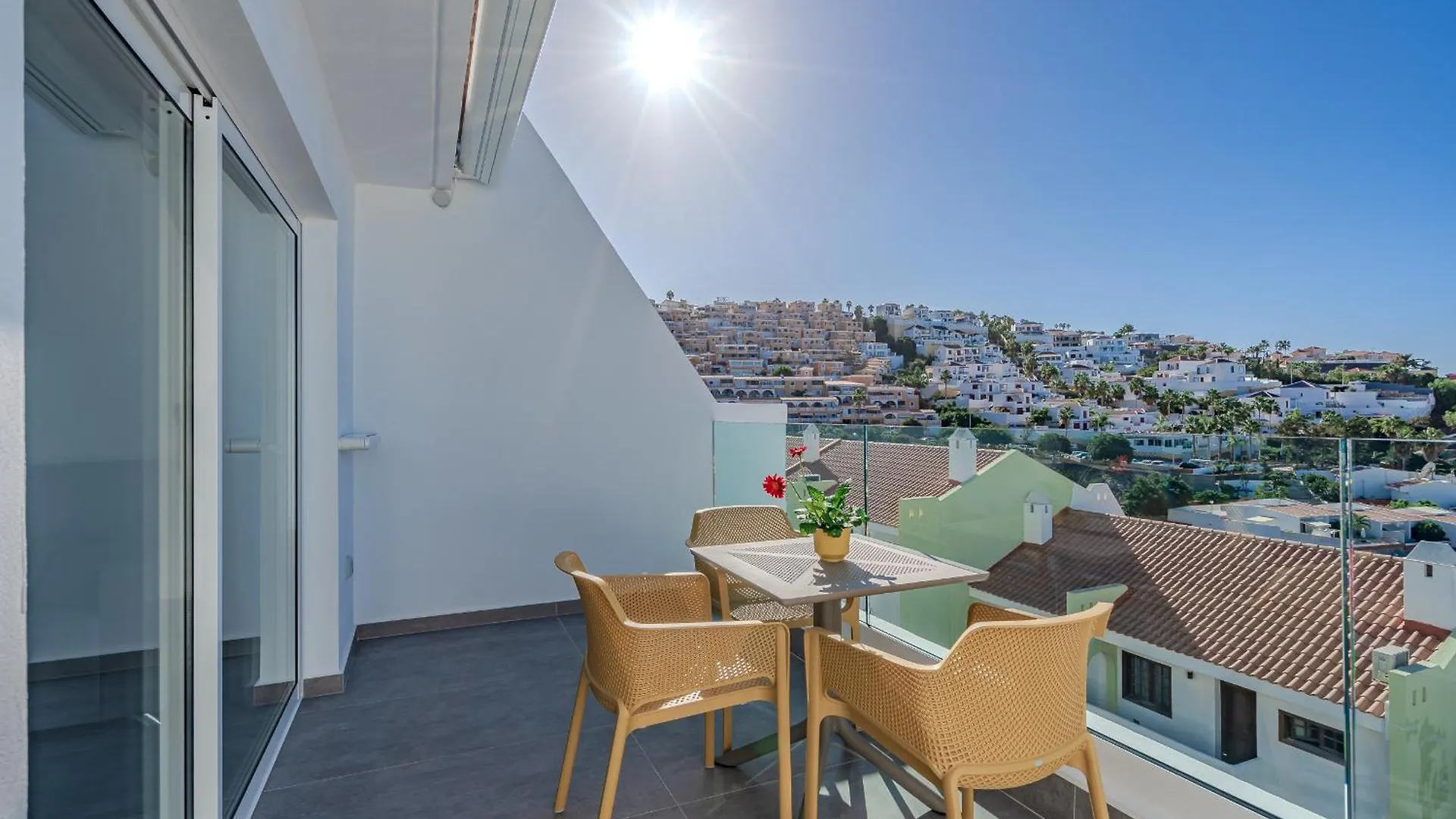 Modern New Apartment In Costa Adeje